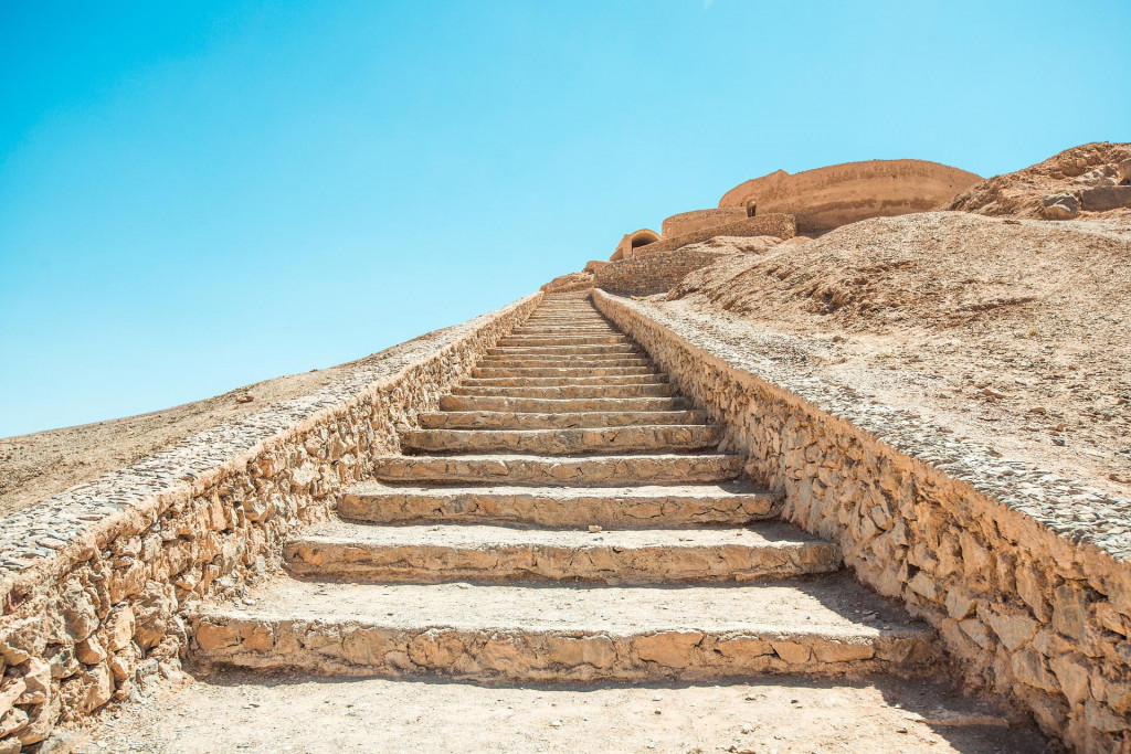 نام خانوادگی و شجره نامه